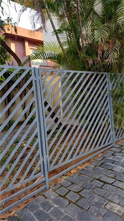 Sobrado à venda ou para alugar com 5 quartos, sendo 1 suíte,  em Vila Ida, São Paulo, SP