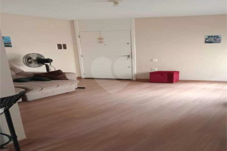 Apartamento à venda com 2 quartos em Braz Cubas, Mogi das Cruzes, SP