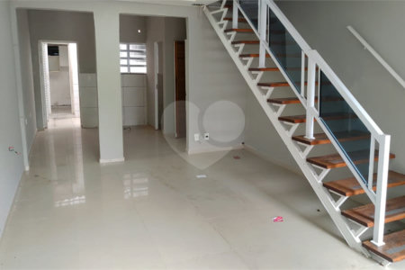 Sobrado para alugar em Vila Olímpia, São Paulo, SP