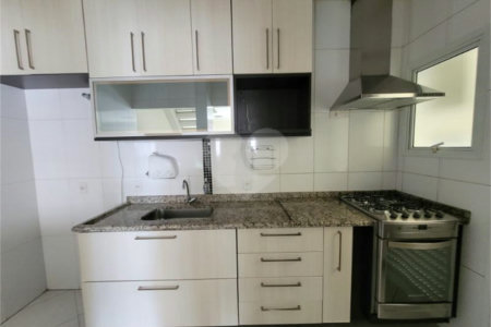 Casa à venda com 3 quartos, sendo 1 suíte,  no condomínio Maximus I, São Paulo - SP