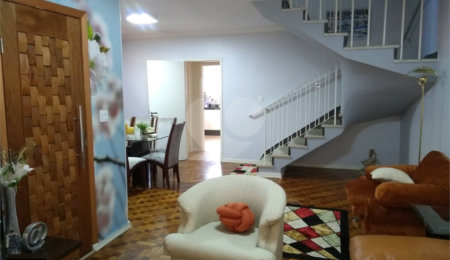 Casa à venda com 3 quartos, sendo 1 suíte,  em Jardim da Saúde, São Paulo, SP