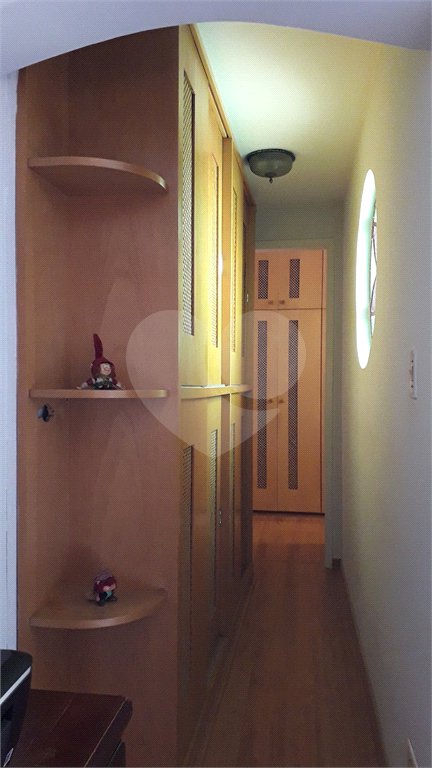 Sobrado à venda com 5 quartos, sendo 1 suíte, em Jardim Caravelas, São Paulo, SP