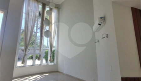 Casa à venda com 3 suítes no condomínio Residencial Terras de Vinhedo, Vinhedo - SP