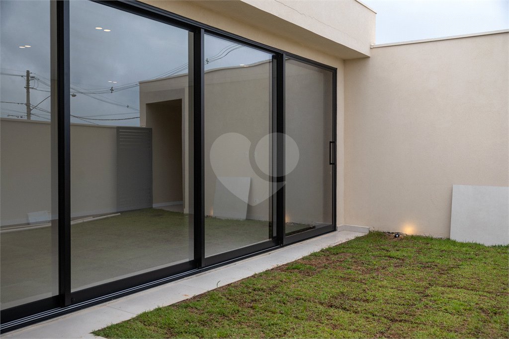 Casa à venda com 3 suítes no condomínio Villagio Azzure, Itupeva - SP