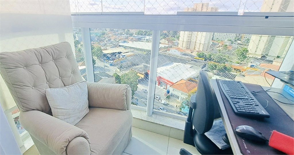 Apartamento à venda com 2 suítes em Vila Scarpelli, Santo André, SP