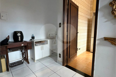 Casa à venda com 3 quartos, sendo 1 suíte, em Jardim São Luiz, Ribeirão Preto, SP