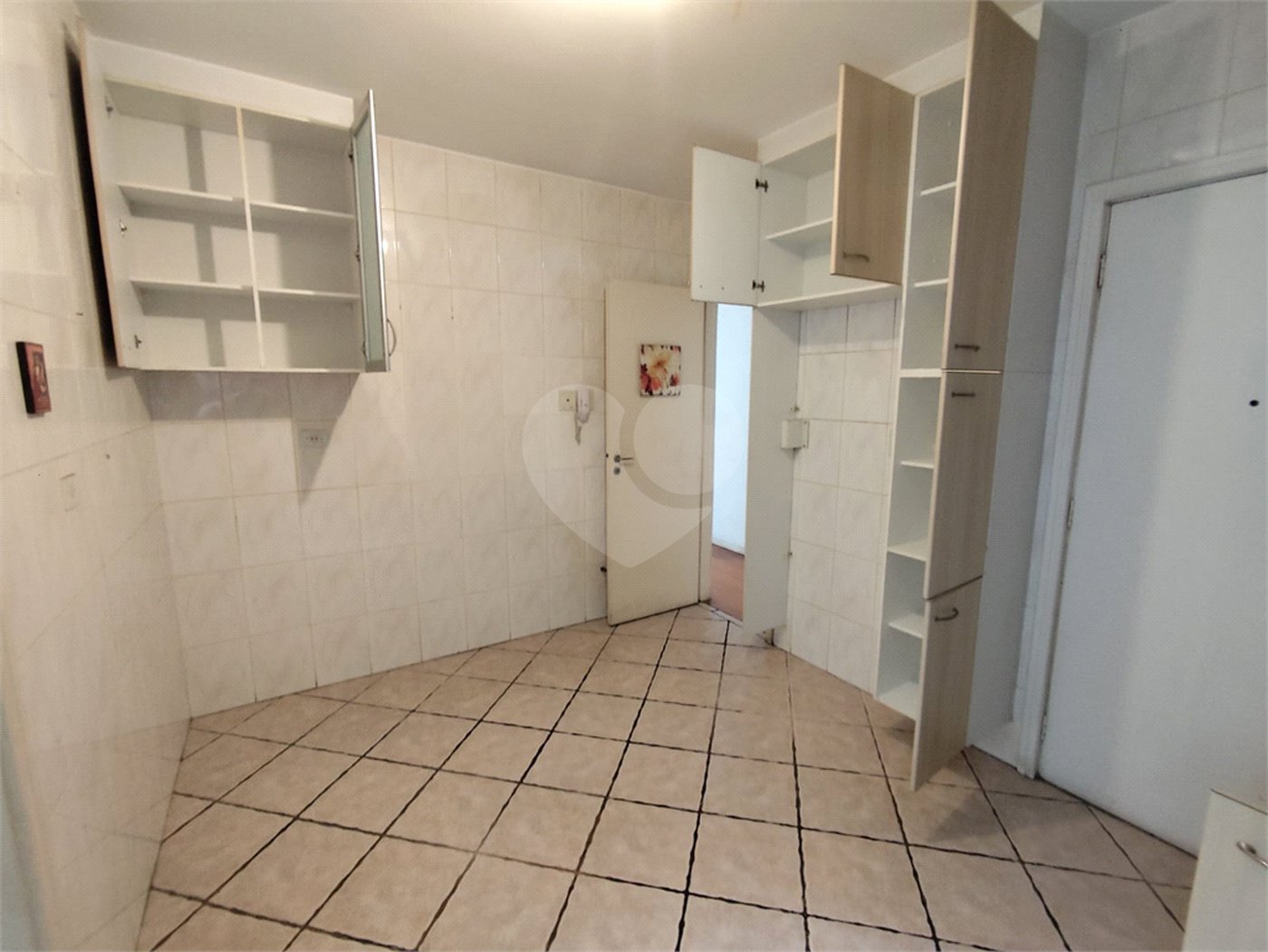 Apartamento à venda com 3 quartos, sendo 1 suíte, no Centro, Sorocaba, SP