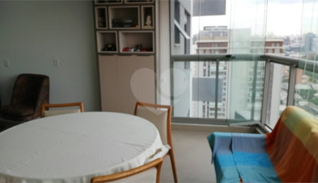 Apartamento à venda com 2 suítes em Brooklin, São Paulo, SP