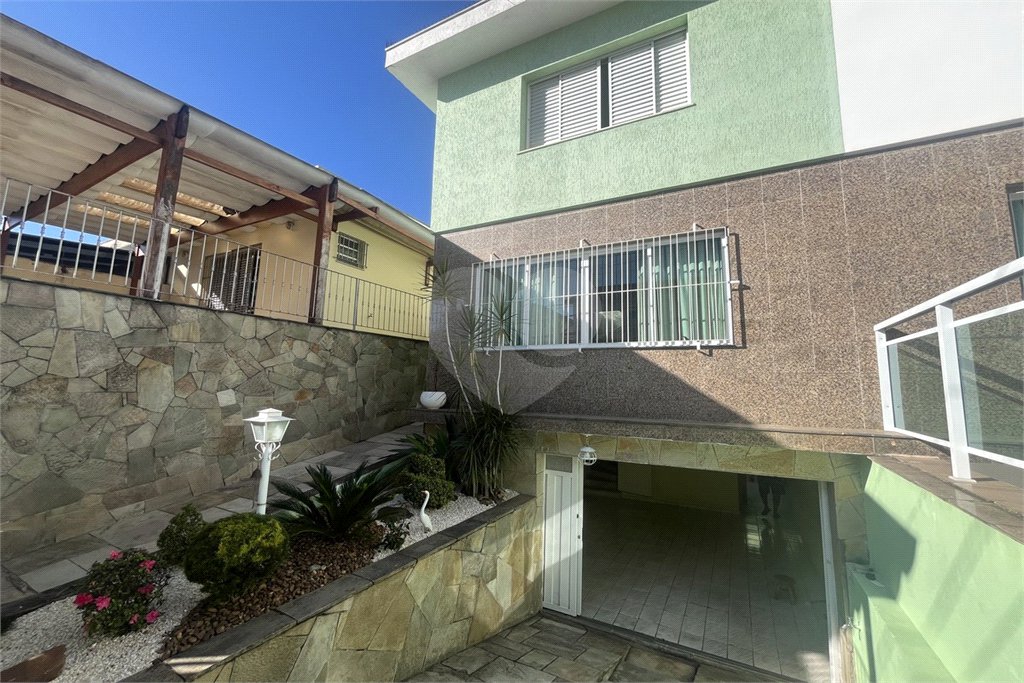 Sobrado à venda com 3 quartos em Vila Gustavo, São Paulo, SP