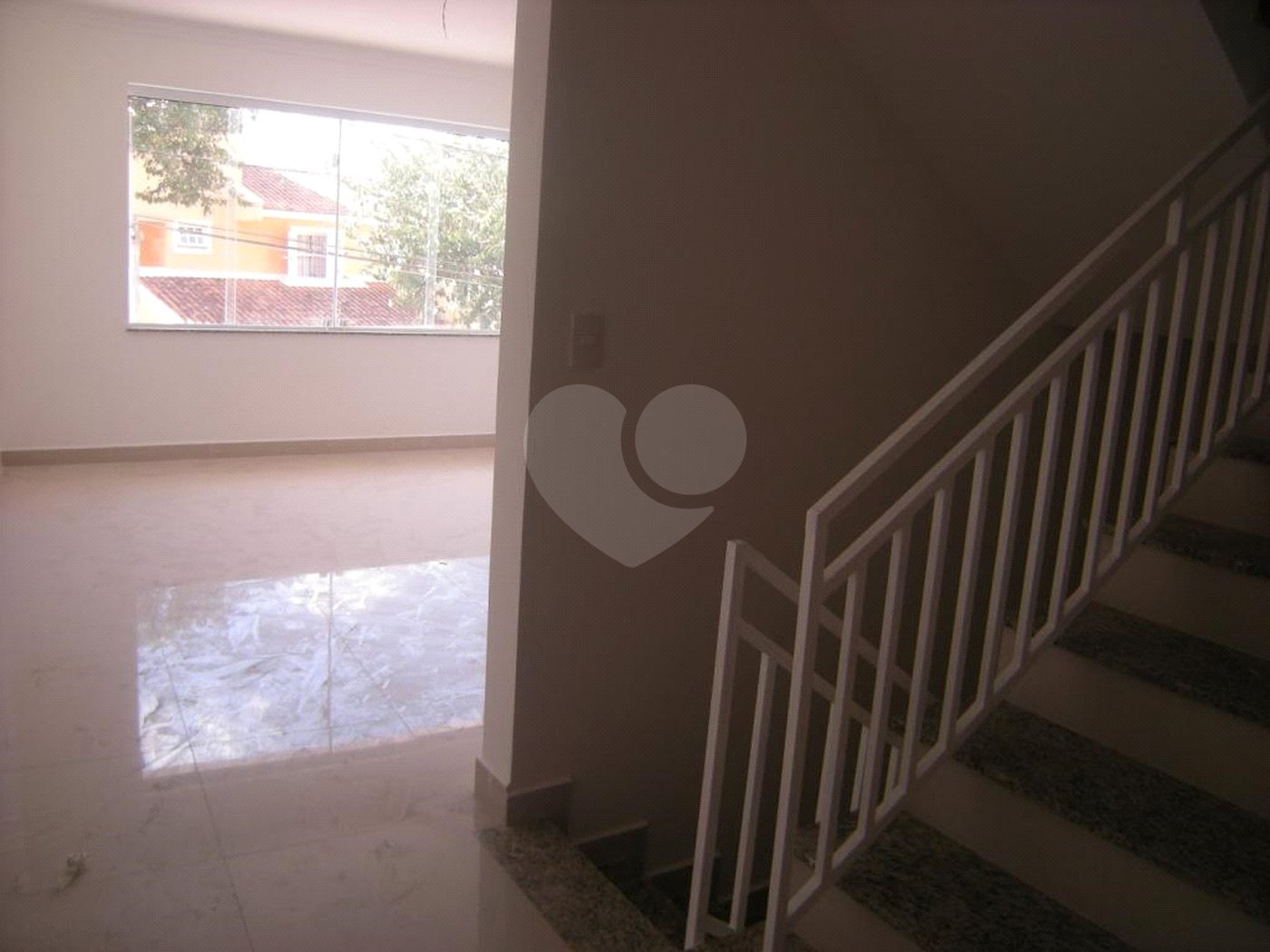 Casa à venda com 2 suítes em Jardim Odete, São Paulo, SP