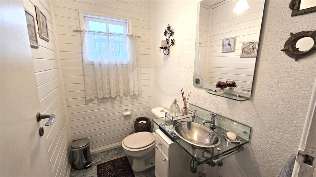 Cobertura à venda com 4 quartos, sendo 3 suítes, em Alto da Boa Vista, São Paulo, SP