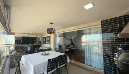 Apartamento à venda com 3 suítes em Jardim Marajoara, São Paulo, SP