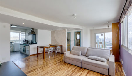 Apartamento à venda com 2 quartos, sendo 1 suíte,  em Campo Belo, São Paulo, SP