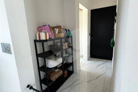 Casa à venda com 3 suítes no condomínio Reserva Central Parque, Salto - SP