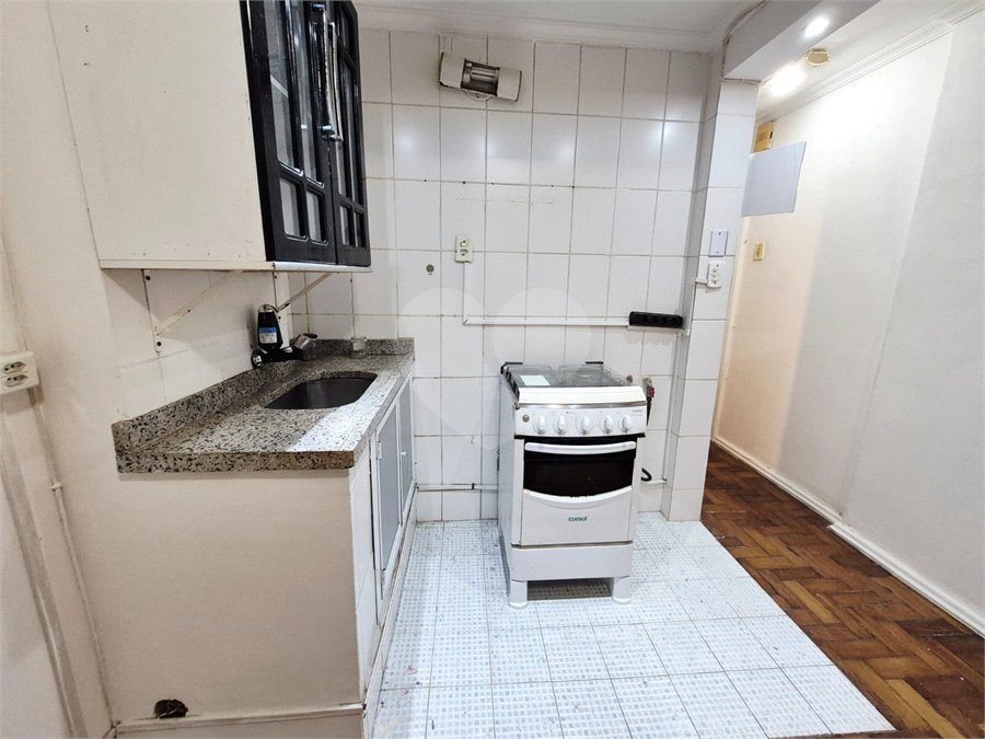 Kitnet à venda com 1 quarto em Leme, Rio de Janeiro, RJ