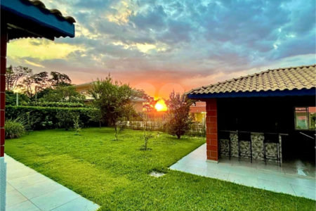 Casa à venda com 4 suítes no condomínio Vale do Lago, Sorocaba - SP