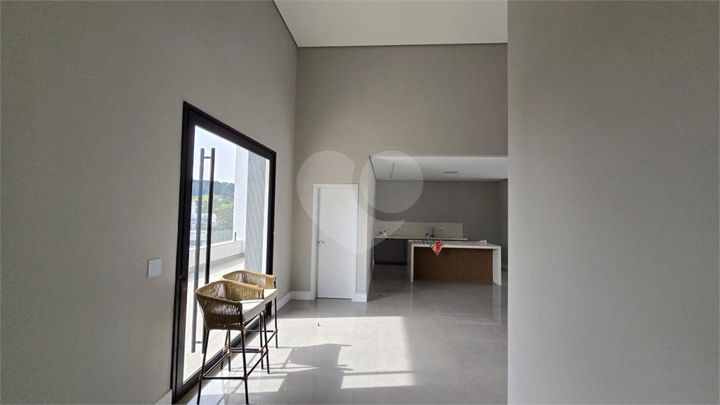 Casa à venda ou para alugar com 5 quartos, sendo 4 suítes,  no condomínio Equilibrium, Atibaia - SP