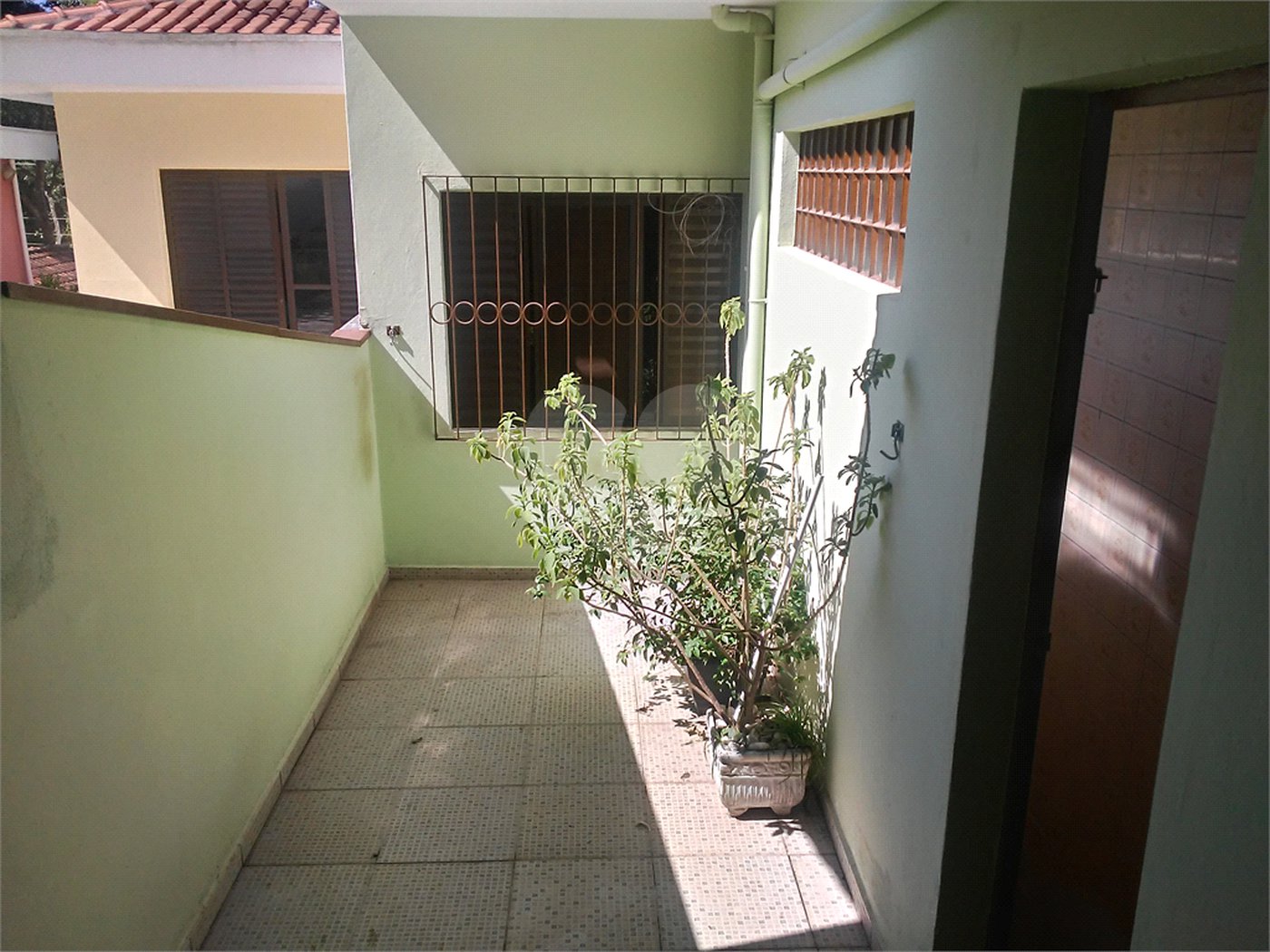 Casa à venda com 4 suítes em Horto, São Paulo, SP