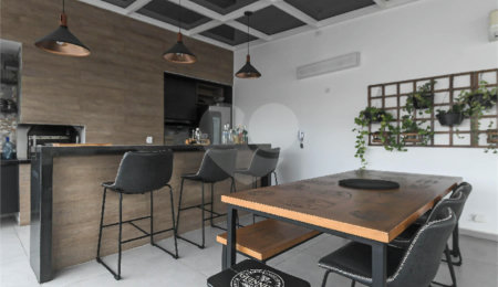 Duplex à venda com 4 quartos, sendo 3 suítes, em Bosque da Saúde, São Paulo, SP