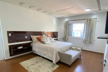 Casa à venda com 4 suítes no condomínio Aruã, Mogi das Cruzes - SP