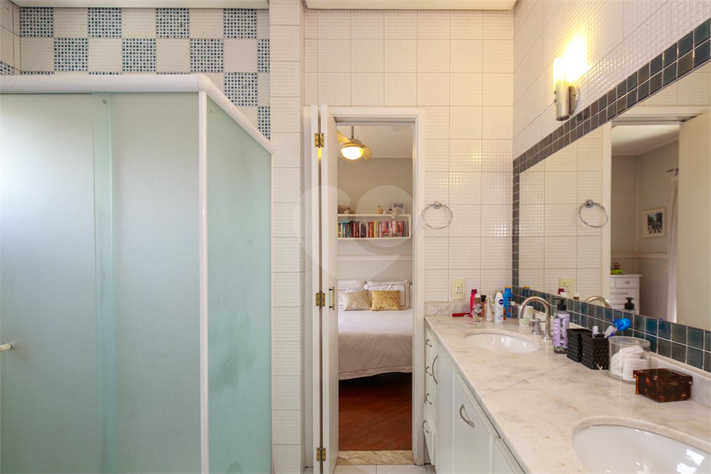 Casa de Vila à venda com 5 suítes em Jardim Hípico, São Paulo, SP