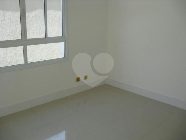 Sobrado à venda com 3 suítes em Vila Rosália, Guarulhos, SP