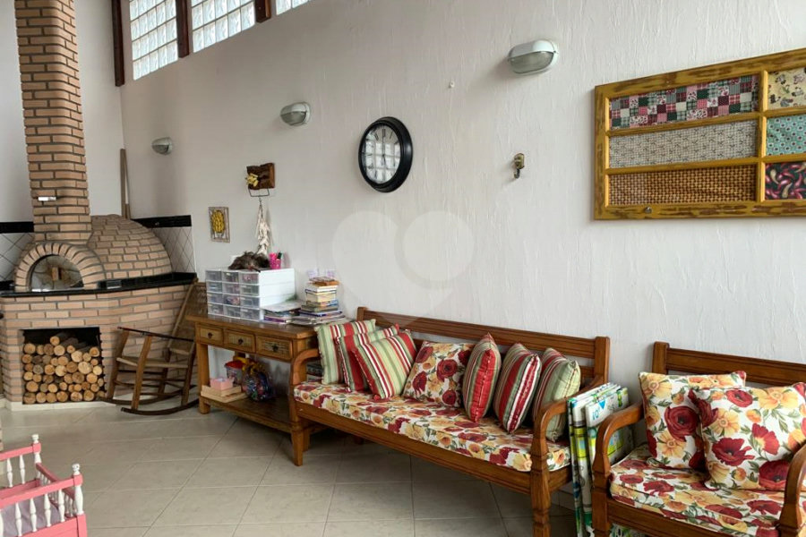 Casa Térrea à venda com 3 quartos, sendo 2 suítes,  em Tucuruvi, São Paulo, SP
