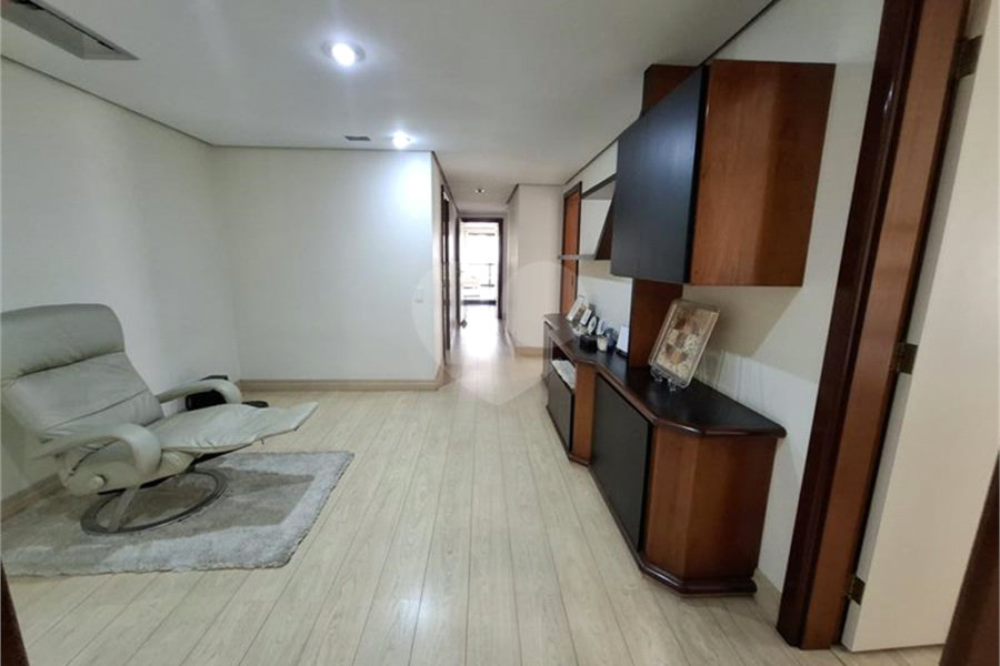 Apartamento, a venda, com 300m² de área privativa, 4 suítes, 4 vagas - Santana / SP