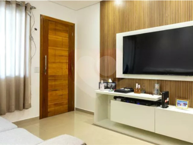 Sobrado à venda com 3 quartos, sendo 1 suíte,  em Campo Grande, São Paulo, SP