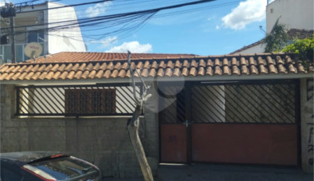 Casa à venda com 4 quartos, sendo 1 suíte,  em Santana, São Paulo, SP
