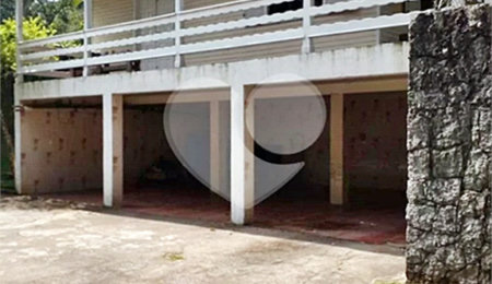 Casa à venda com 4 quartos, sendo 1 suíte,  no condomínio Parque Imperial da Cantareira, Mairiporã - SP