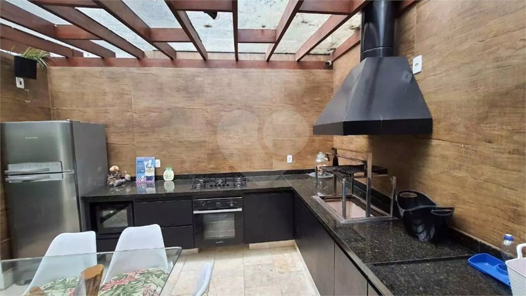 Casa à venda com 3 suítes no condomínio Metropolitan, São Paulo - SP