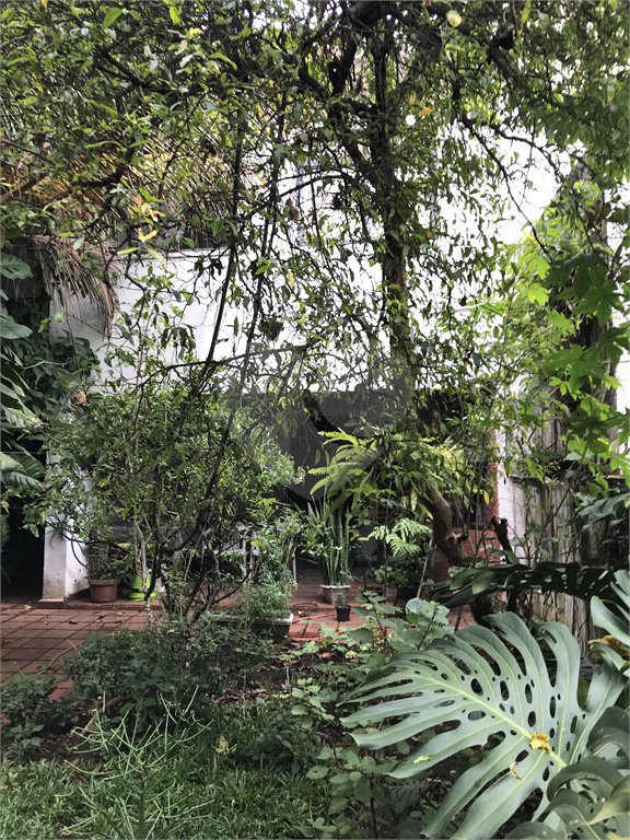 Sobrado à venda com 4 quartos, sendo 2 suítes,  em Vila Mariana, São Paulo, SP