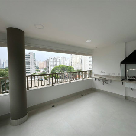 Apartamento à venda com 3 suítes em Moema, São Paulo, SP