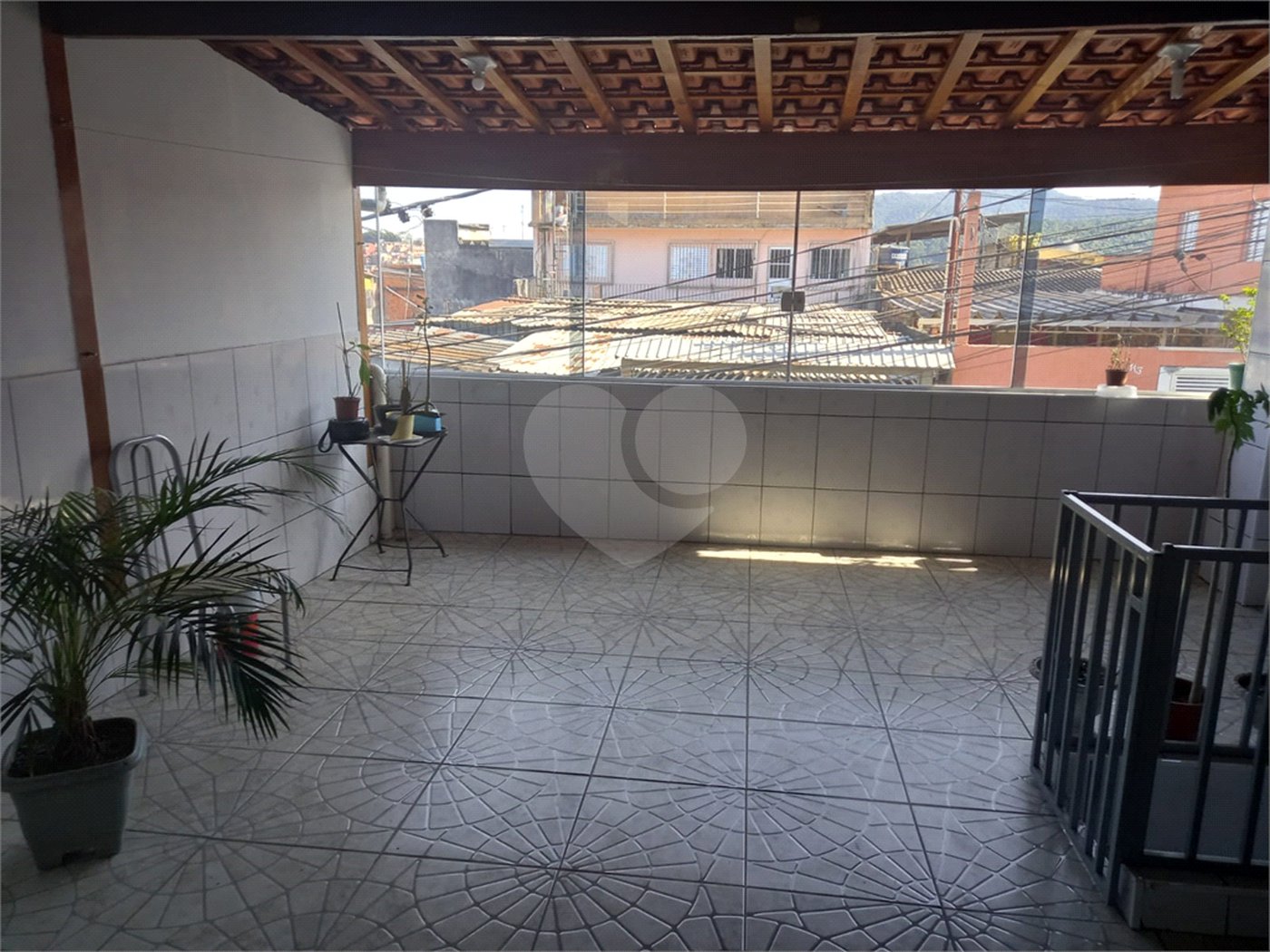 Sobrado à venda com 4 quartos, sendo 1 suíte, em Jardim Peri, São Paulo, SP
