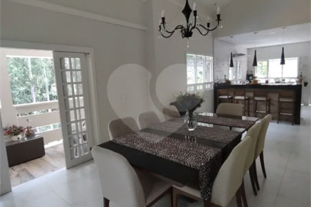 Casa à venda ou para alugar com 3 suítes no condomínio Vinhas da Vista Alegre - Lado Café, Vinhedo - SP
