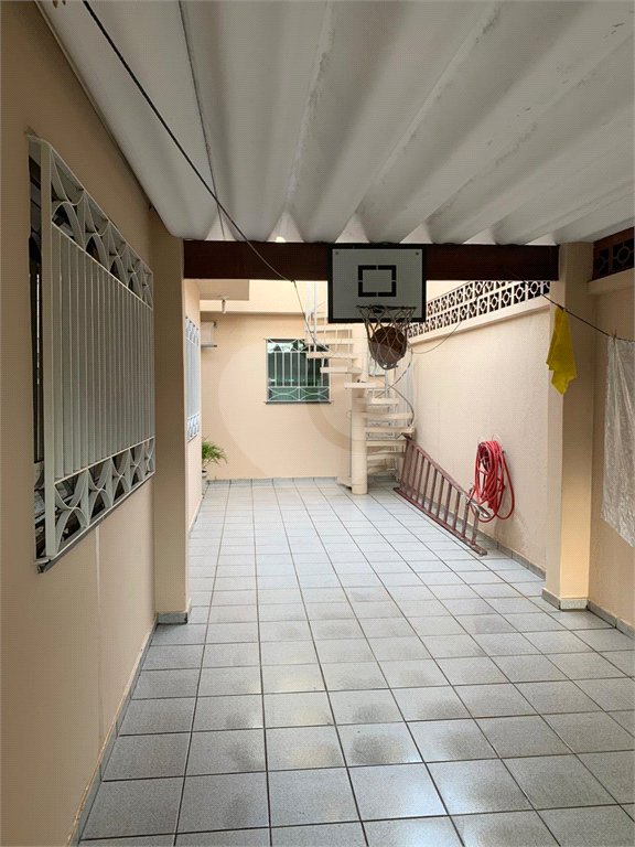 Casa Térrea à venda com 3 quartos, sendo 1 suíte, em Vila Galvão, Guarulhos, SP