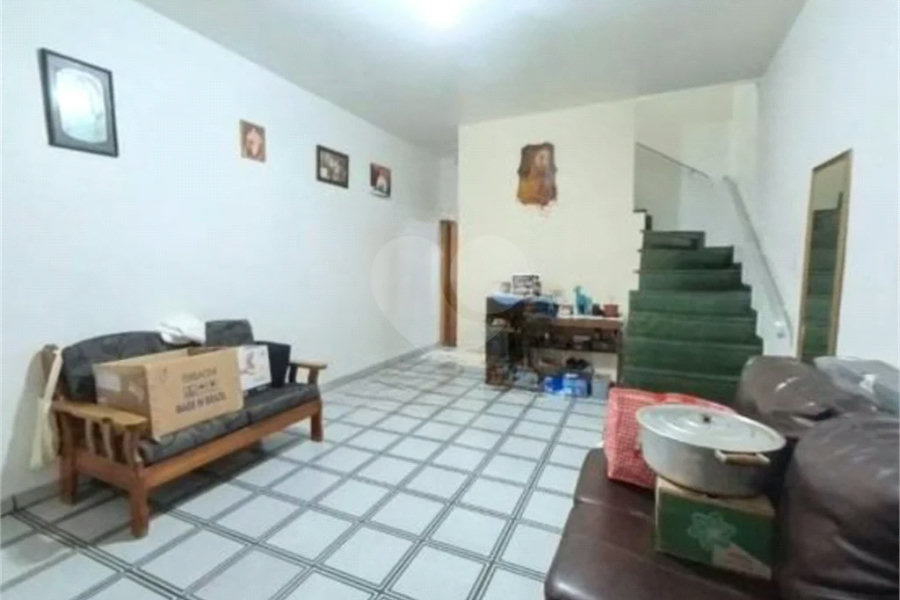 Sobrado à venda com 3 quartos, sendo 2 suítes, em Jardim São Ricardo, São Paulo, SP
