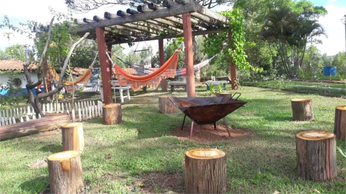 Sítio à venda com 6 quartos, sendo 5 suítes, em Dos Mimis, Piracaia, SP