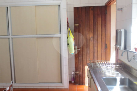 Casa Térrea à venda com 3 quartos, sendo 1 suíte, em Vila Santo Estéfano, São Paulo, SP