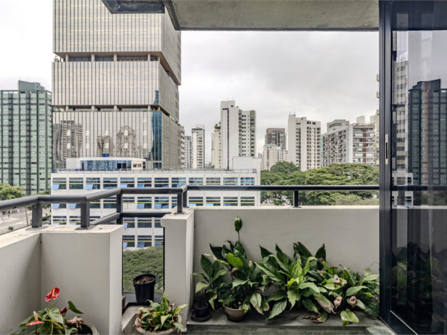 Apartamento à venda com 3 quartos, sendo 2 suítes,  em Campo Belo, São Paulo, SP