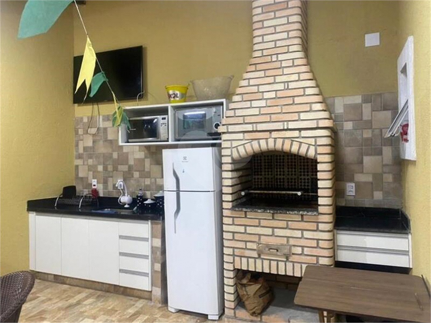 Casa à venda com 4 quartos, sendo 2 suítes, em Jardim Samara, São Paulo, SP