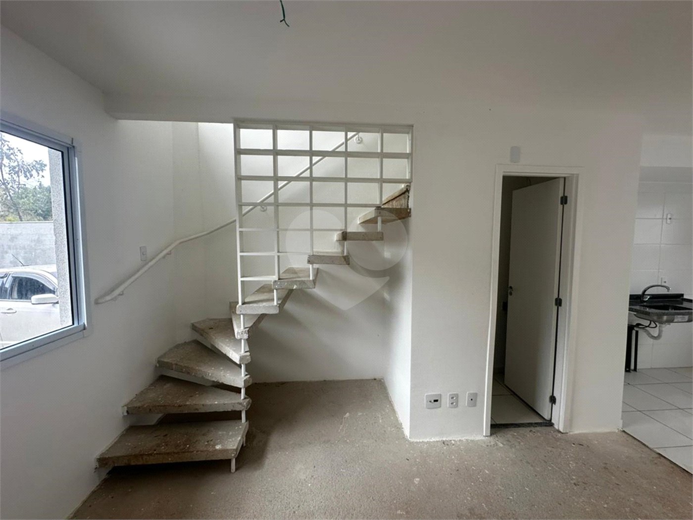 Casa à venda com 2 quartos no condomínio Vila das Paineiras, Suzano - SP