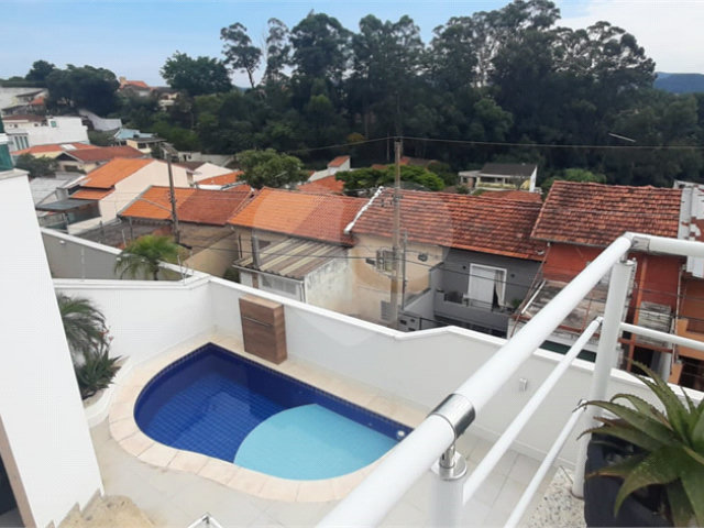 Sobrado à venda com 4 quartos, sendo 2 suítes,  em Tucuruvi, São Paulo, SP
