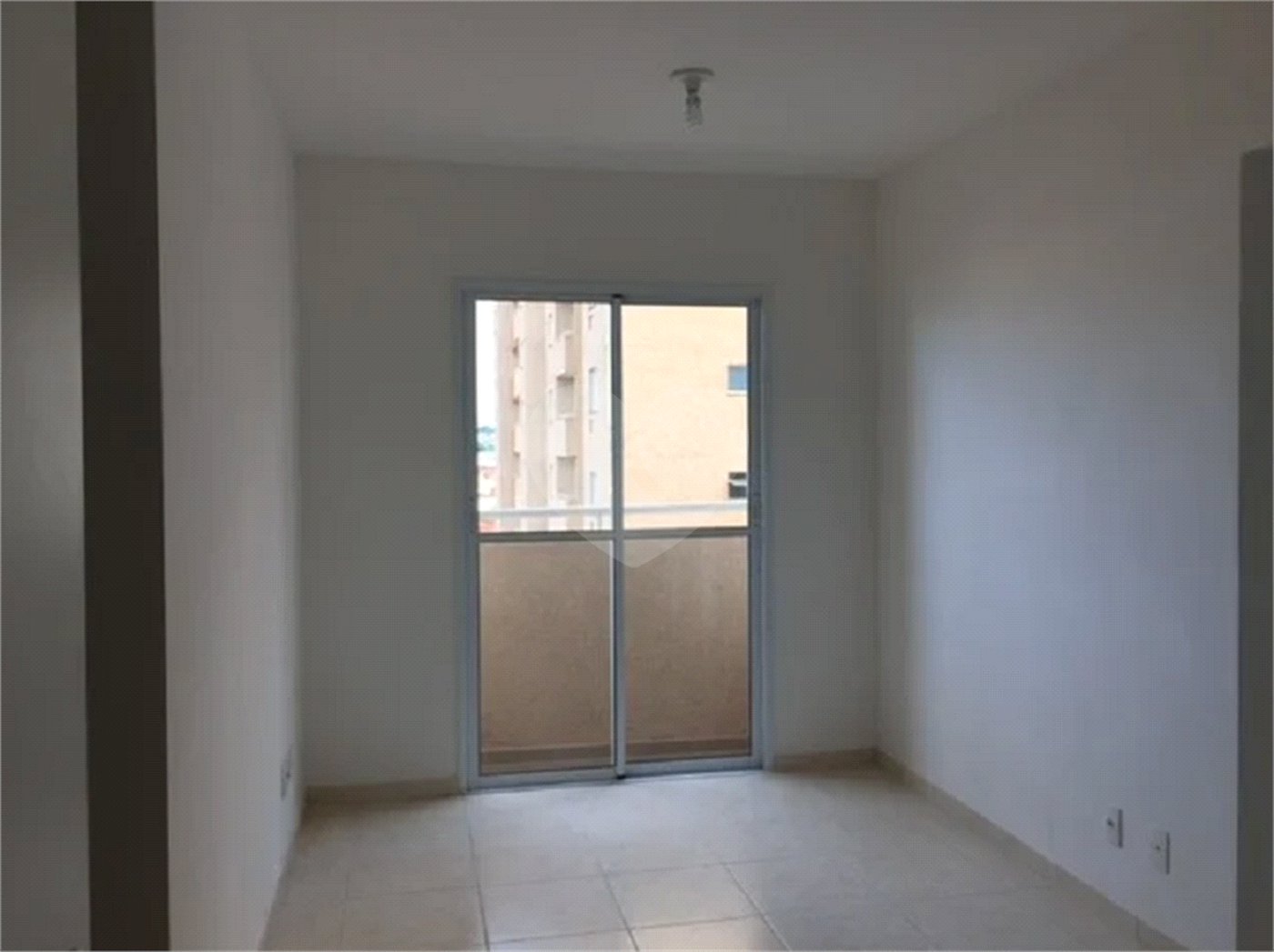 Apartamento no Condomínio Residencial Vitale, localizado na cidade de Ribeirão Preto/SP .