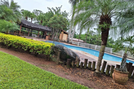 Rancho com 12 dormitórios à venda, 63000 m² por R$ 7.500.000,00 - Condomínio Haras Paineiras - Salto/SP