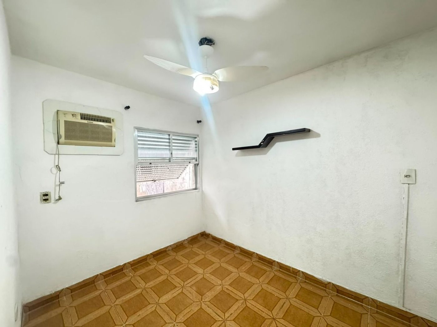 Apartamento com 3 dormitórios à venda, 60 m² por R$ 320.000,00 - Aparecida - Santos/SP