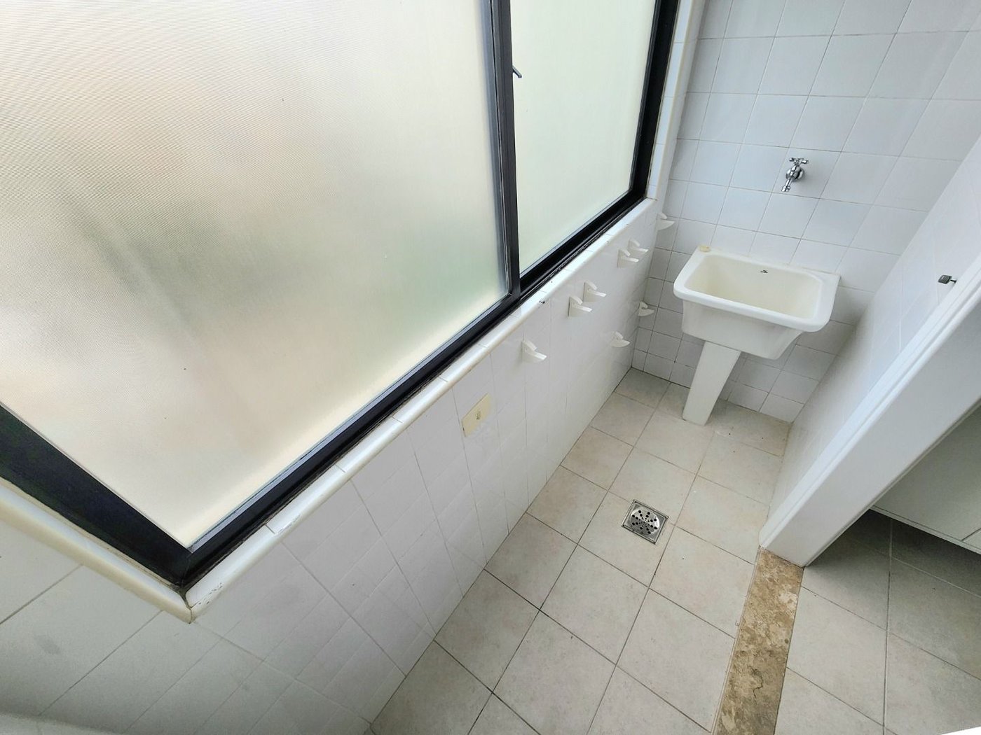 Apartamento para alugar, 47 m² por R$ 3.790,00/mês - José Menino - Santos/SP