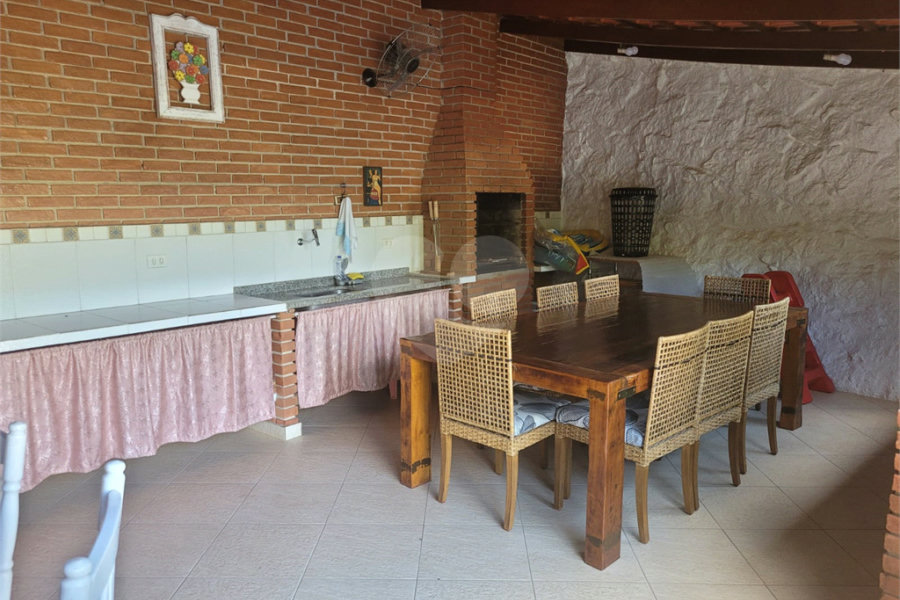 Sítio à venda com 6 quartos, sendo 3 suítes, em Serra da Cantareira, Mairiporã, SP