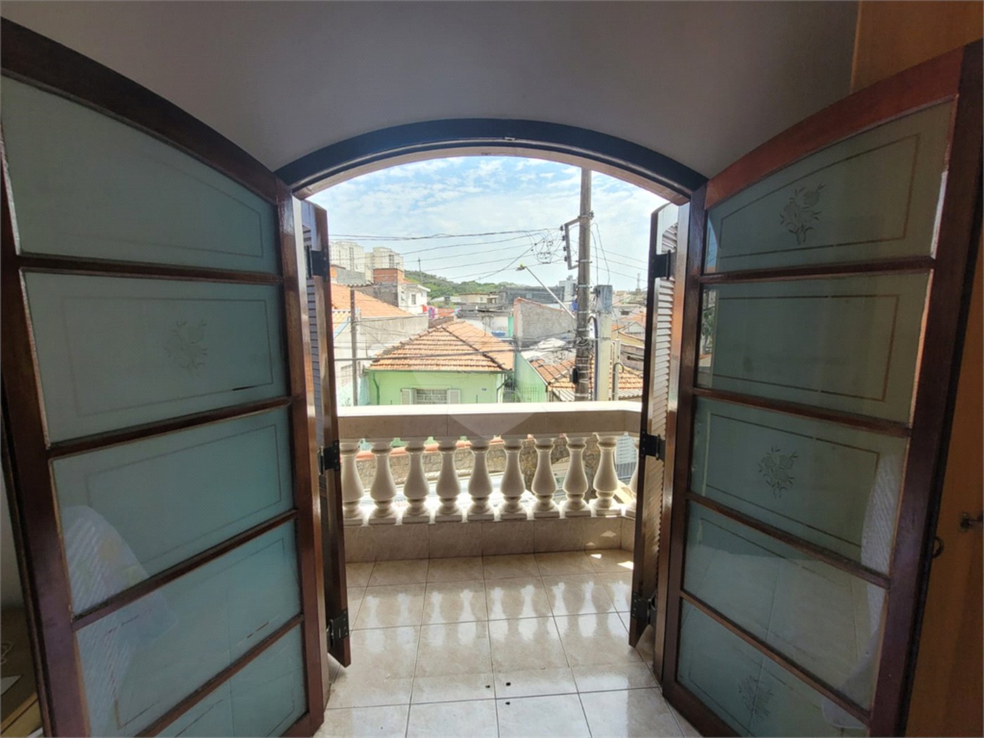 Sobrado à venda com 3 quartos, sendo 1 suíte, em Vila dos Remédios, São Paulo, SP